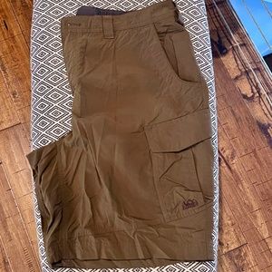 EUC ~ REI Men's Sahara Cargo Shorts Brown